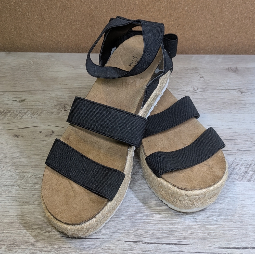 Time and Tru Black and Tan Espadrille Sandals